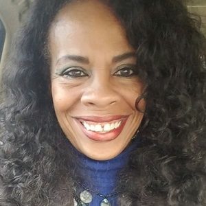 Meet your Posher, Felecia